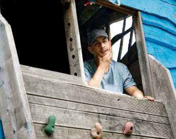 Our Service Manager: — illustrative image for the following content