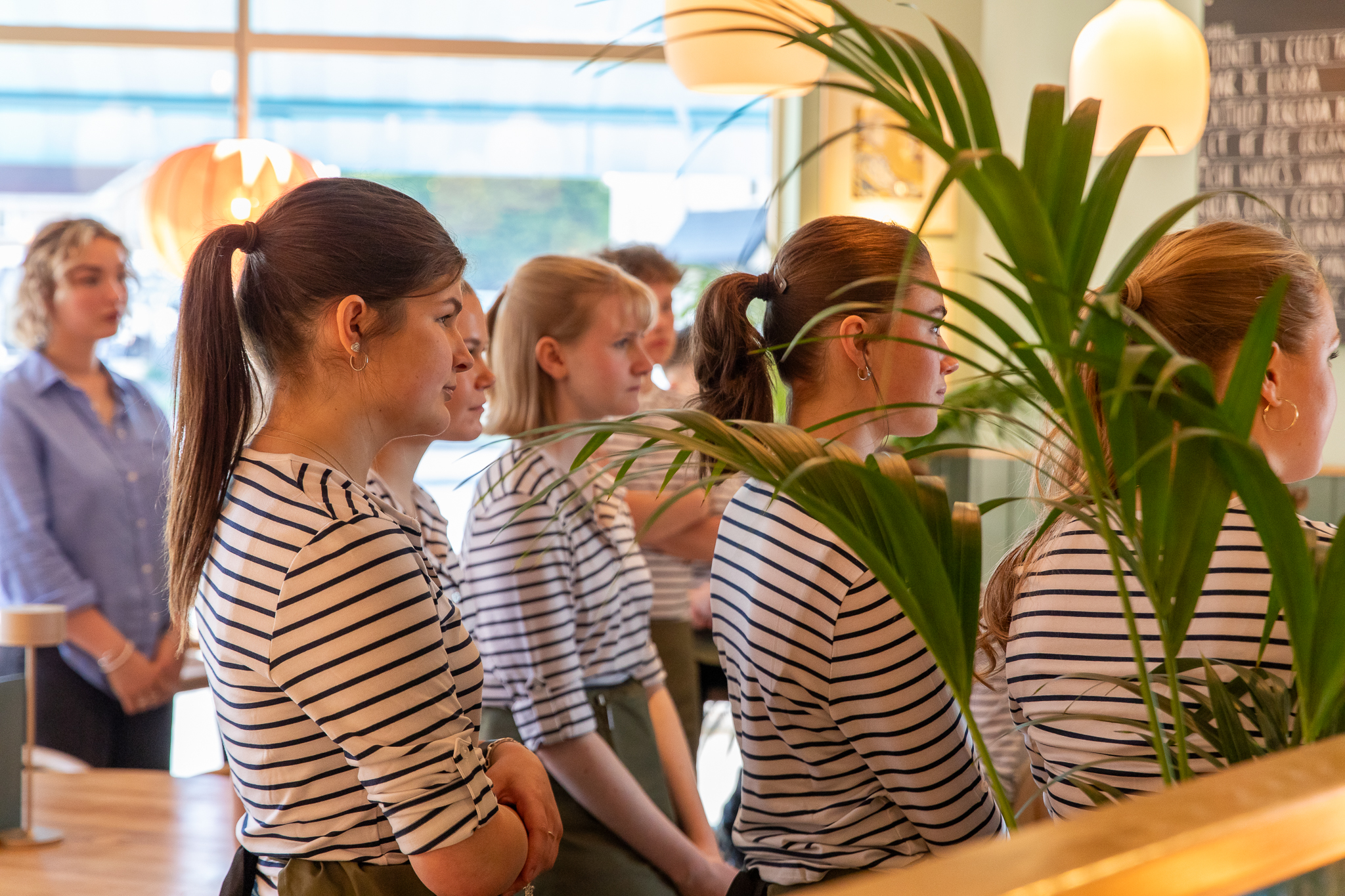 Assistant Manager (Herringbone)